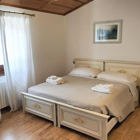 Villa Montegenco Comunanza Extérieur photo
