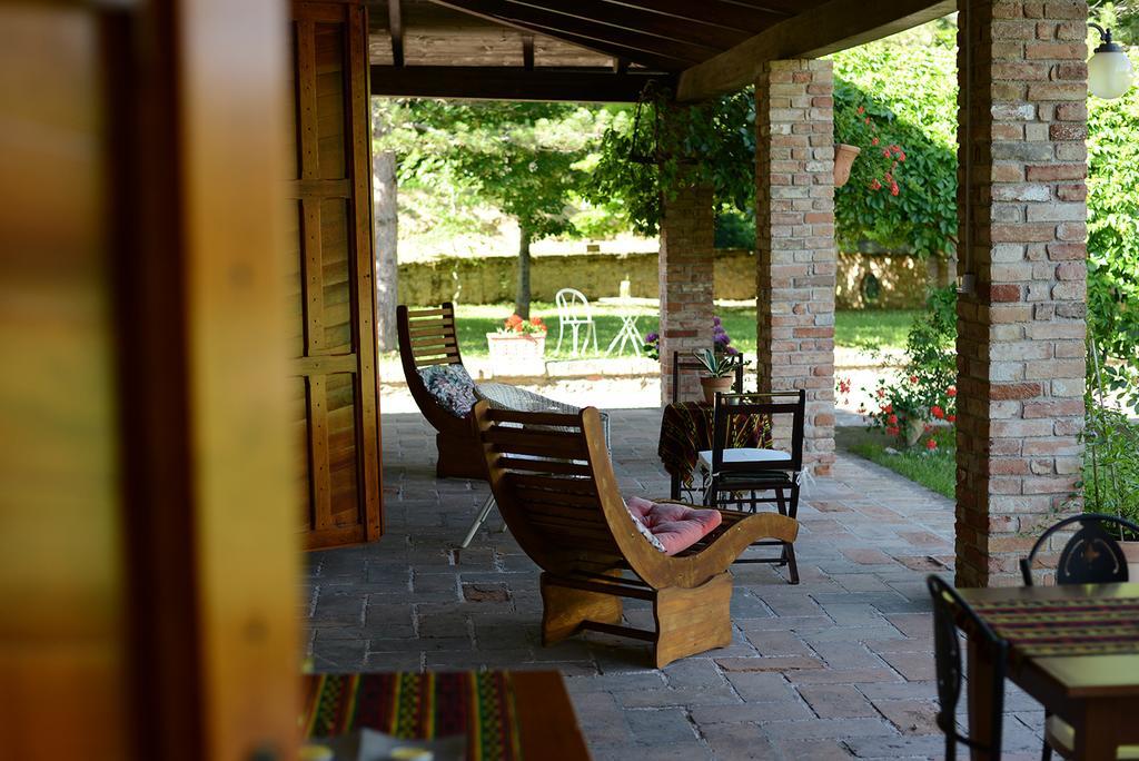 Villa Montegenco Comunanza Extérieur photo
