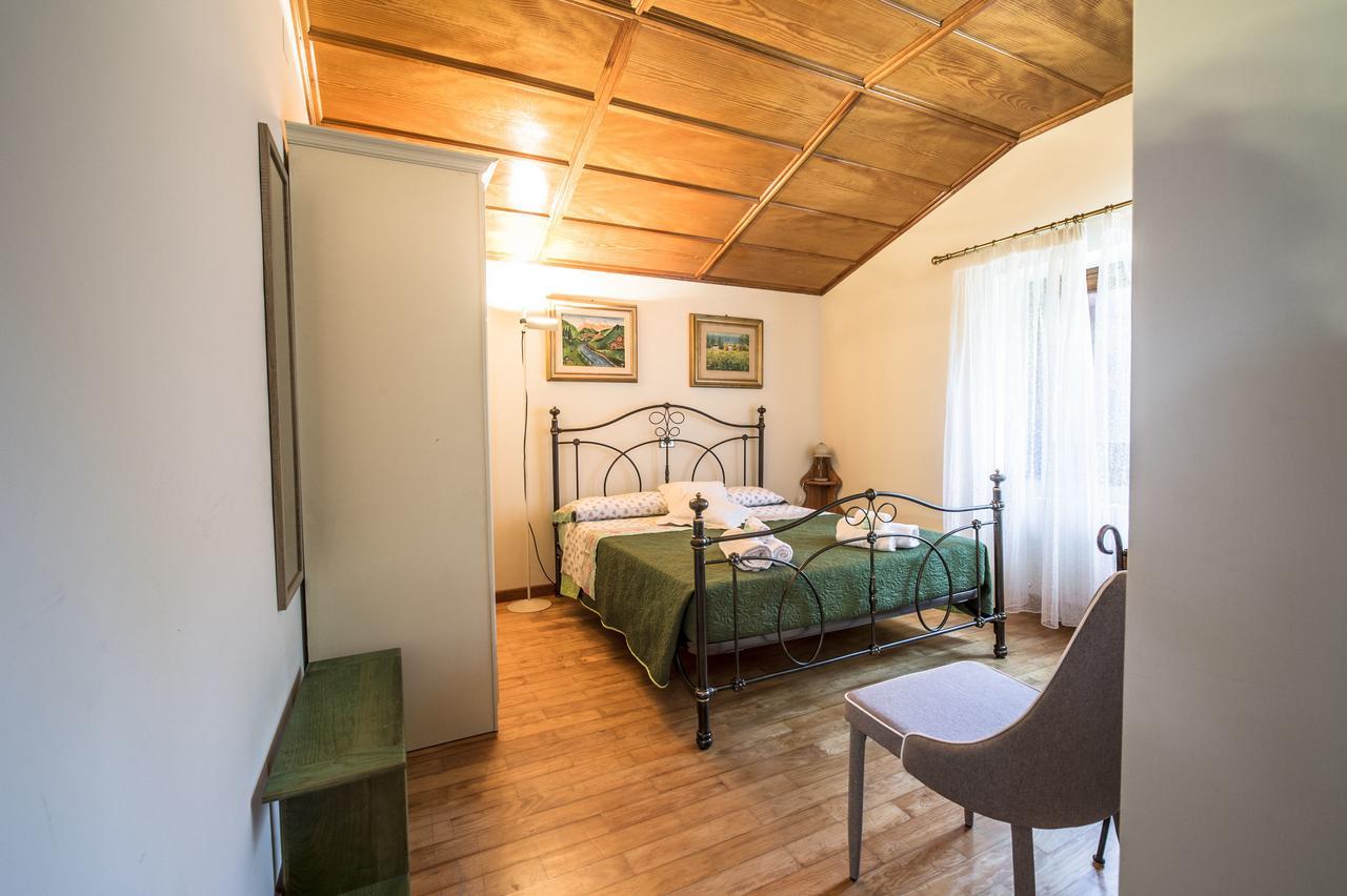 Villa Montegenco Comunanza Extérieur photo