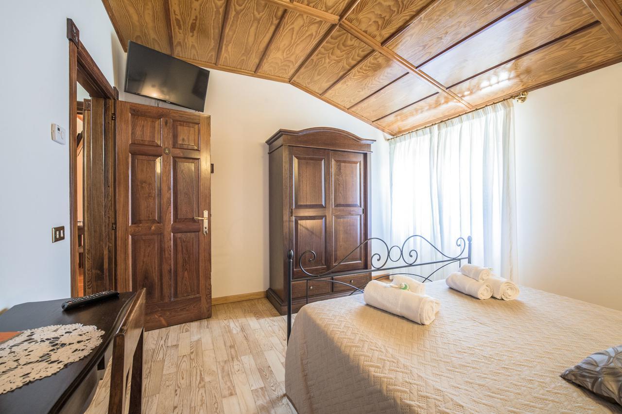 Villa Montegenco Comunanza Extérieur photo
